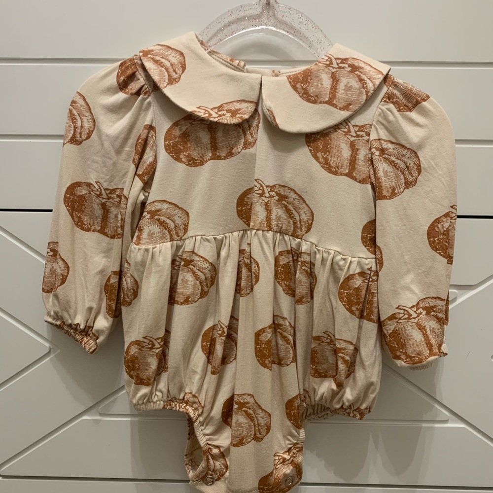 🧡NWT kate quinn Pumpkin Peter Pan Collar Bubble Romper🧡